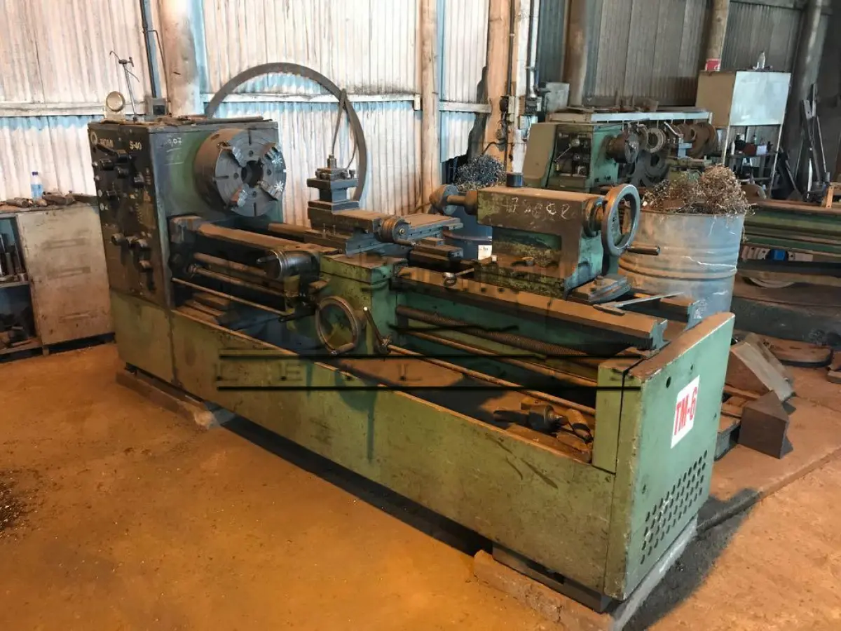 LOTE 001 - Torno Mecânico