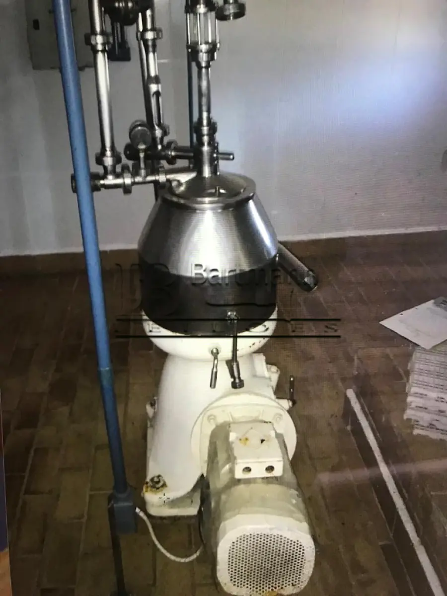 LOTE 001 - Desnatadeira