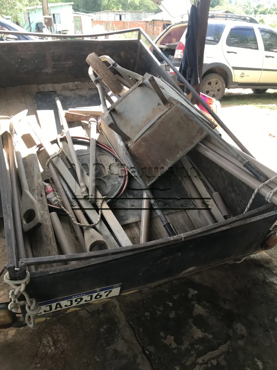 LOTE 001 - Reboque JAJ-9J67