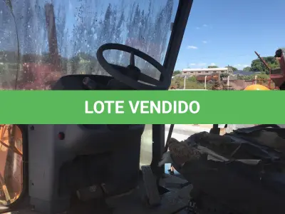 LOTE  - Retroescavadeira