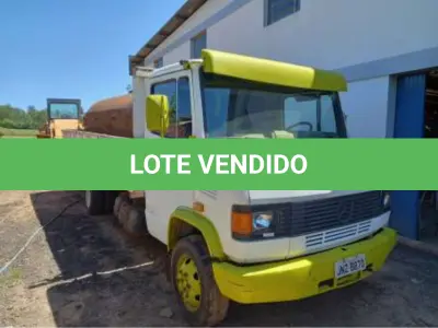 LOTE 001 - Caminhão 1999