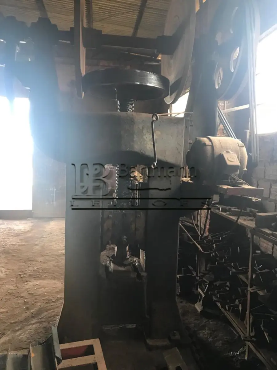 LOTE  - prensa excêntrica