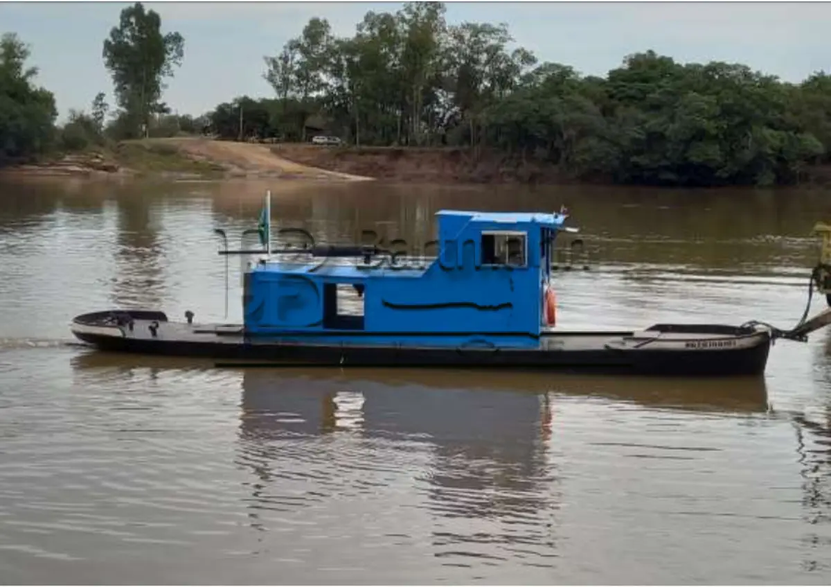 LOTE 001 - Rebocador