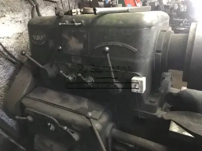 LOTE 002 - Torno Horizontal