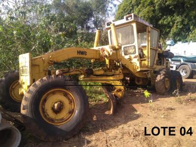 LOTE 004 - Motoniveladora