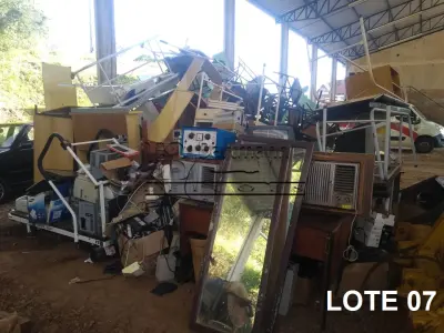 LOTE 007 - Equipamentos e materiais de informática