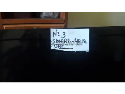 LOTE 003 - Smart tv AOC