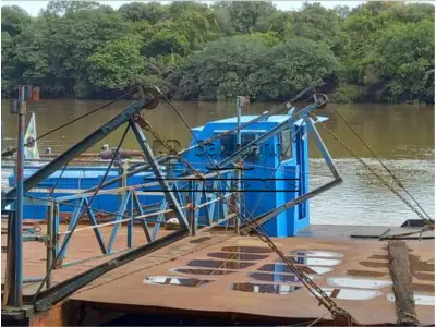 LOTE 002 - Rebocador 1