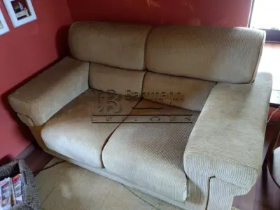 LOTE 009 - Jogo de sofás